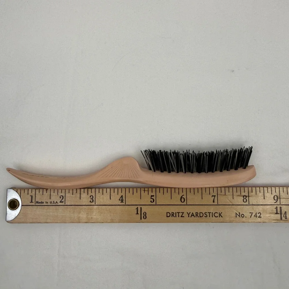 Vintage‎ Howard 77 Firm-Grip Hair Brush Peach Curved Ergonomic Handle Sunburst